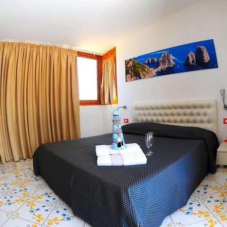 La Macina Hotel Gaeta Bagian luar foto