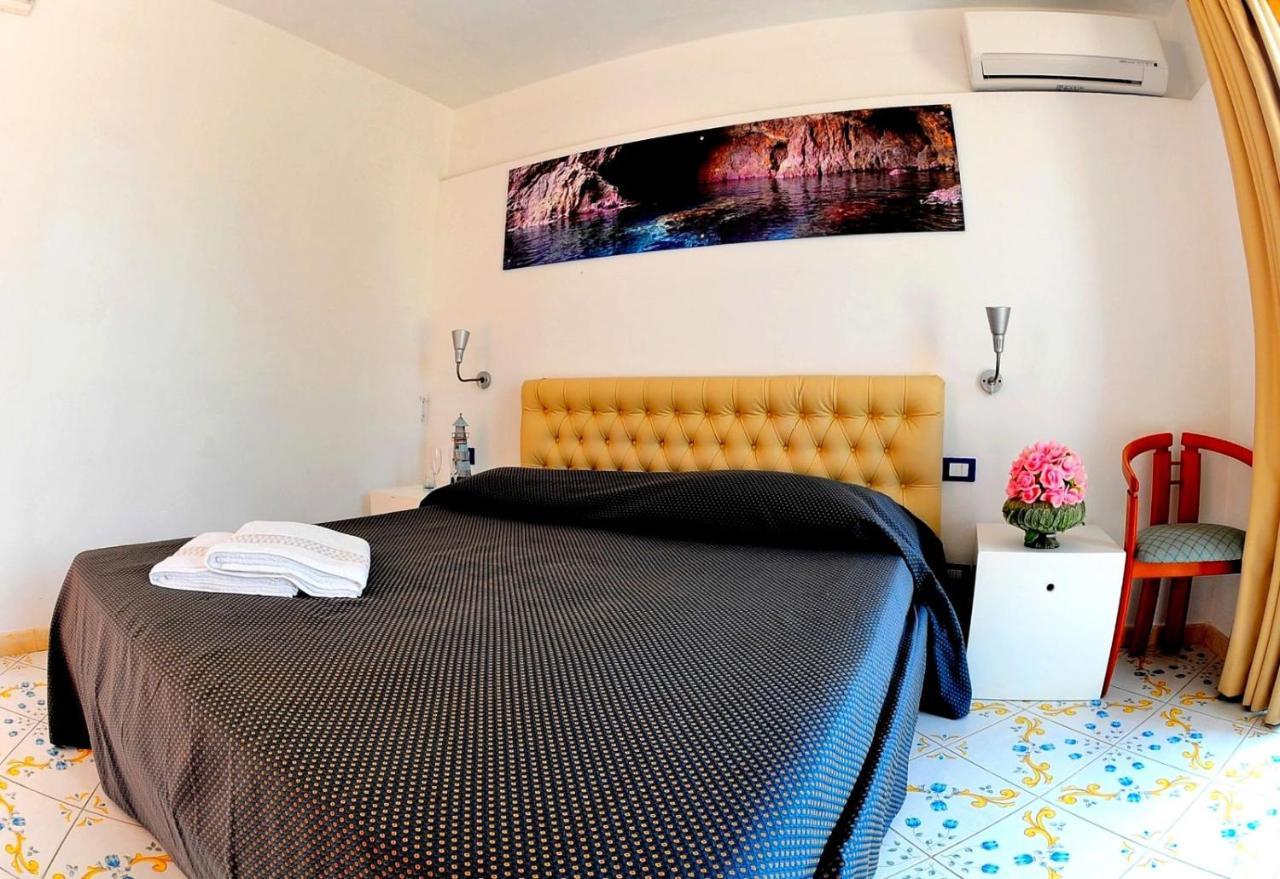 La Macina Hotel Gaeta Bagian luar foto